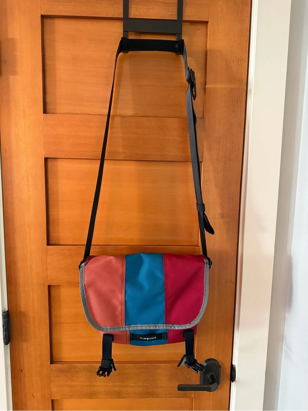 Timbuk2 Classic Messenger Bag XS - Picture 1 of 7